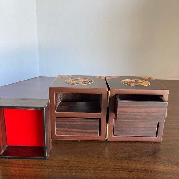 Japanese Jewelry Box - Picture 4 of 5